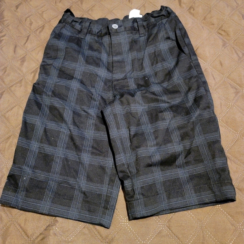 Boys Cargo Shorts Gently Worn size 10
